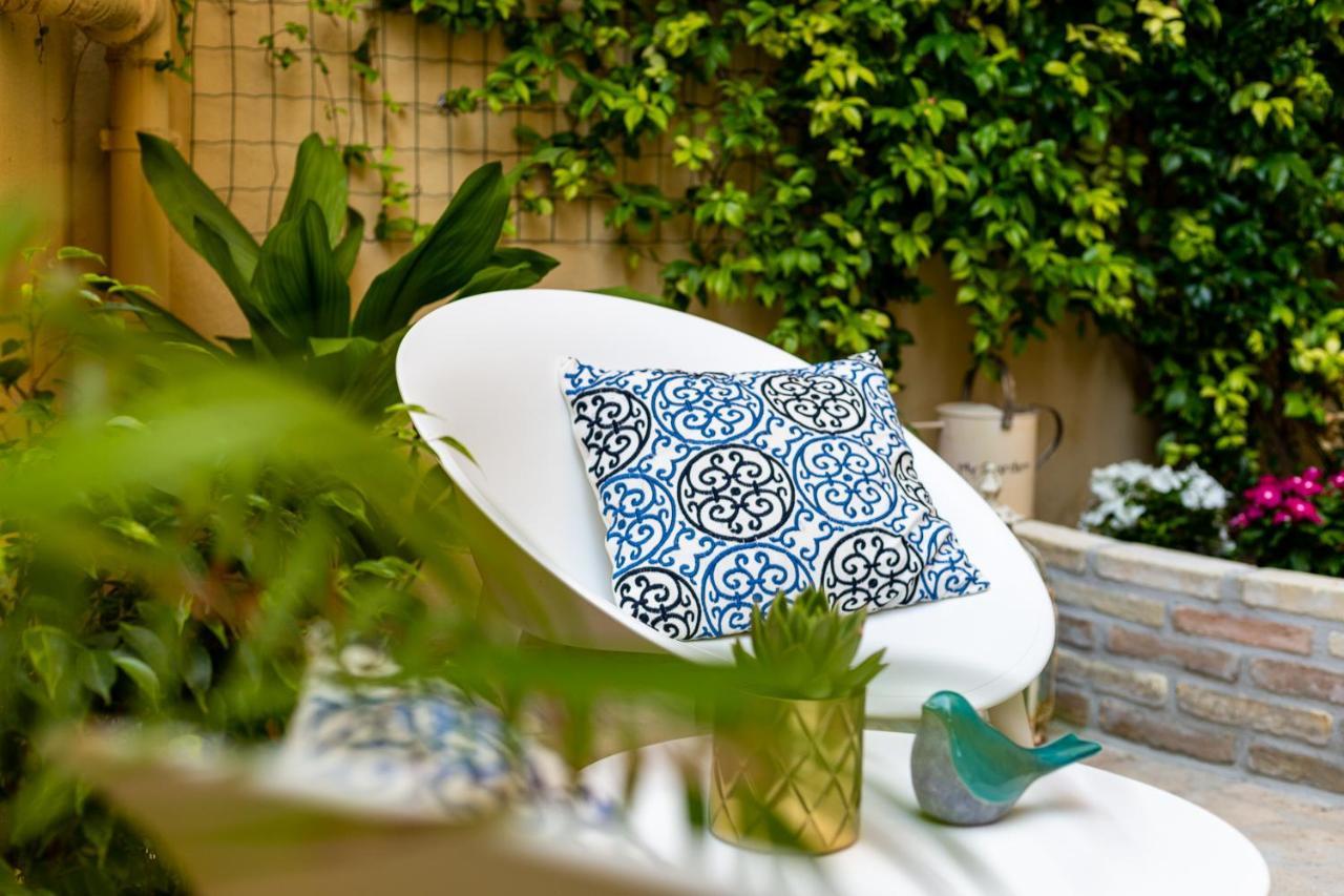 Lucenova Suite Guest-House Cagliari Exterior photo