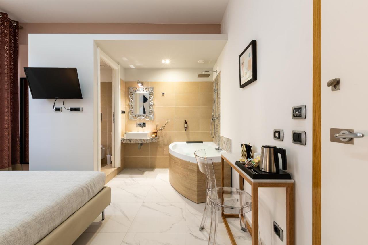 Lucenova Suite Guest-House Cagliari Exterior photo